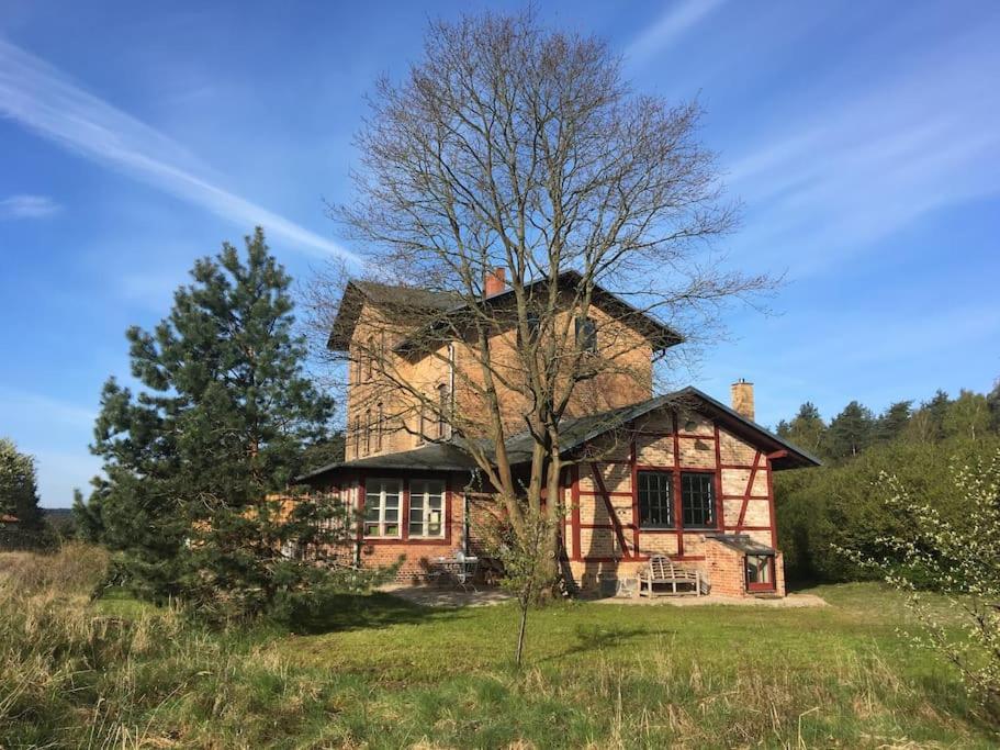 Romantisches Studio Am Waldesrand Mit Gartensauna Schwarz Экстерьер фото
