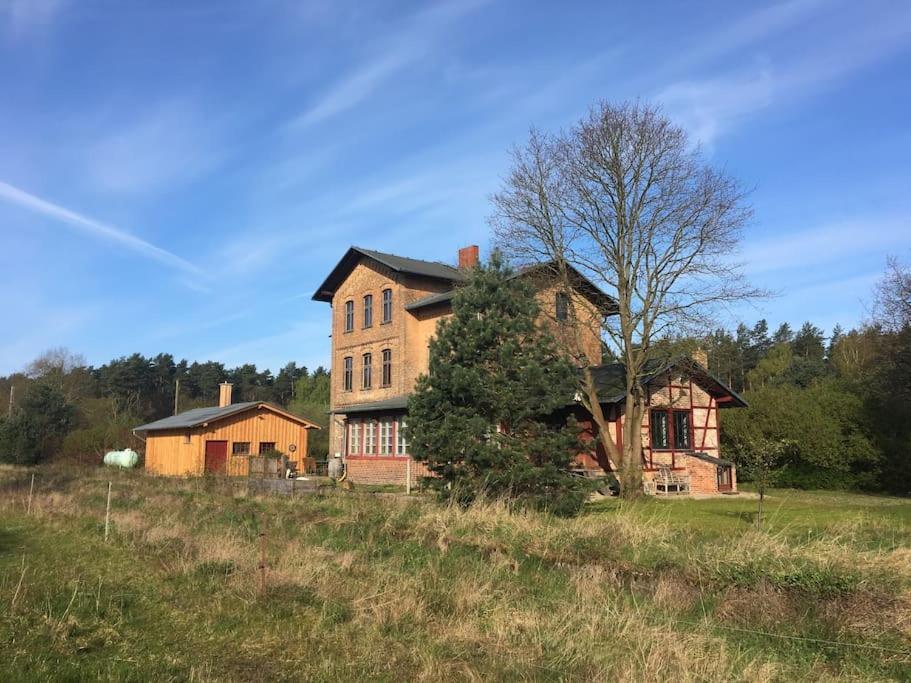 Romantisches Studio Am Waldesrand Mit Gartensauna Schwarz Экстерьер фото